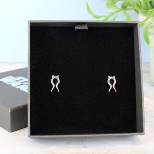 Ahsoka Tano Star Wars Enamel Accent White Gold Plated Stud Earrings